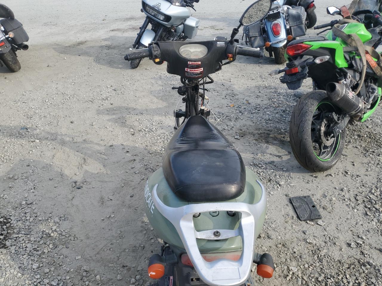 2019 OTHR Motorcycle VIN LB2GATAA0K1000267 photo 4