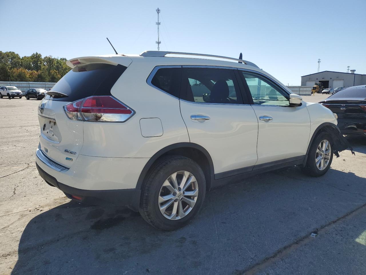 2014 Niss Rogue VIN 5N1AT2MV4EC850714 photo 3