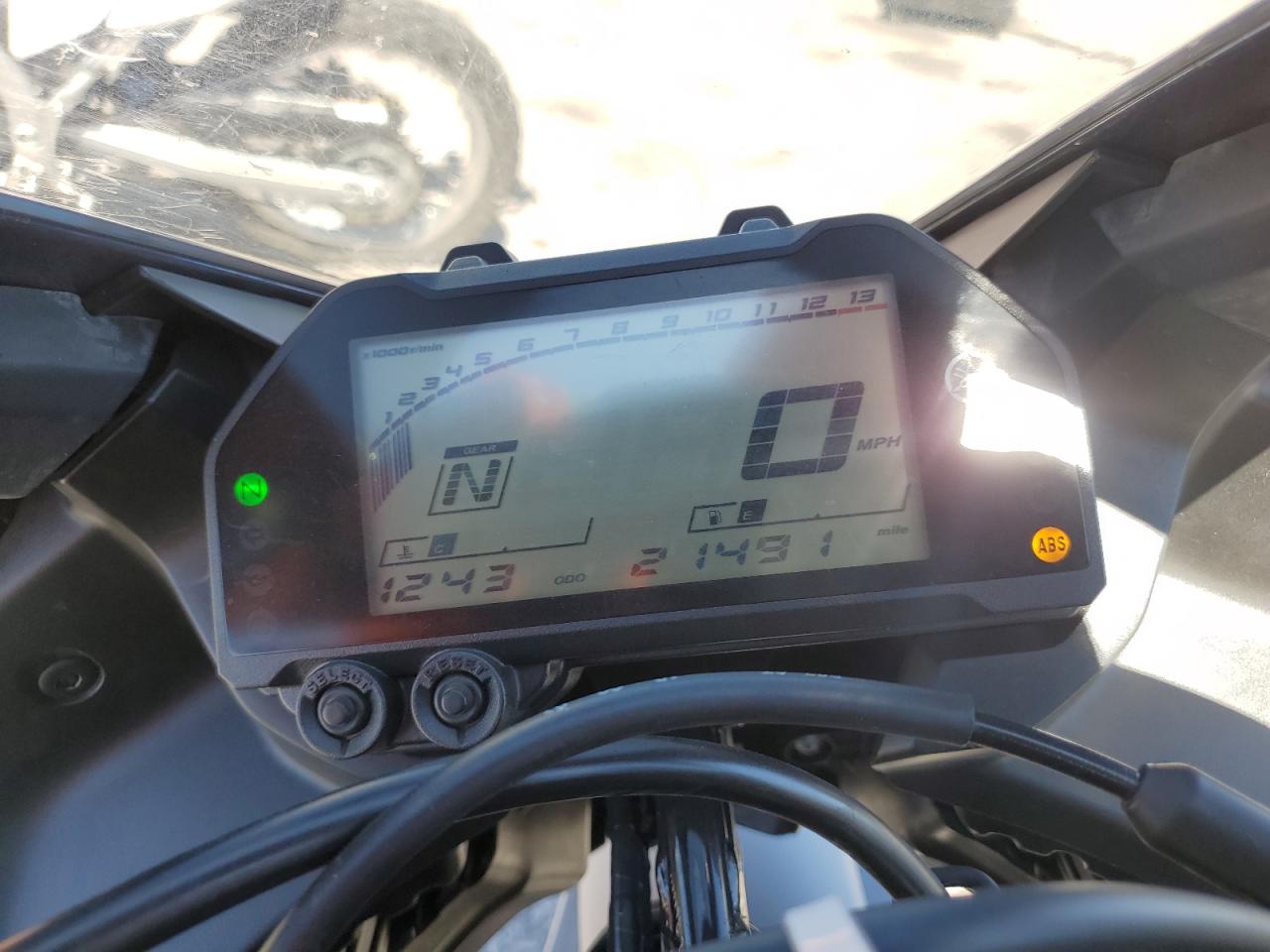 2020 YAMAHA Yzf600 VIN MH3RH18Y0LK003099 photo 7