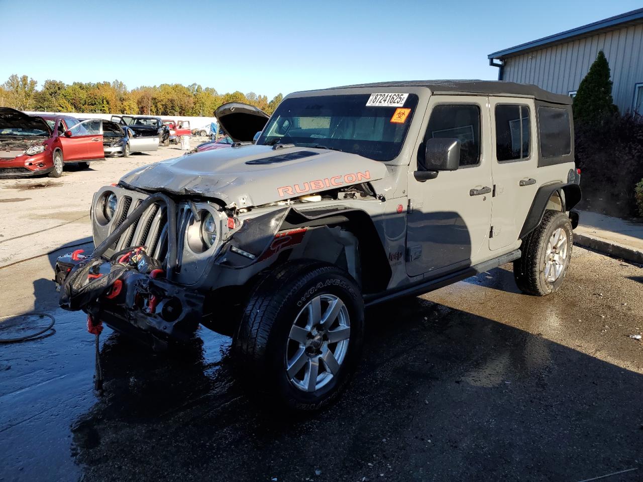 2018 Jeep Wrangler / VIN 1C4HJXFG3JW251817 photo 1
