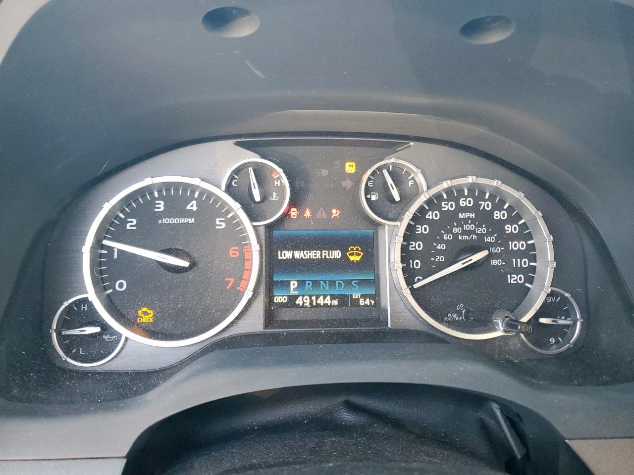 2017 Toyota Tundra VIN 5TFDW5F12HX596437 photo 9