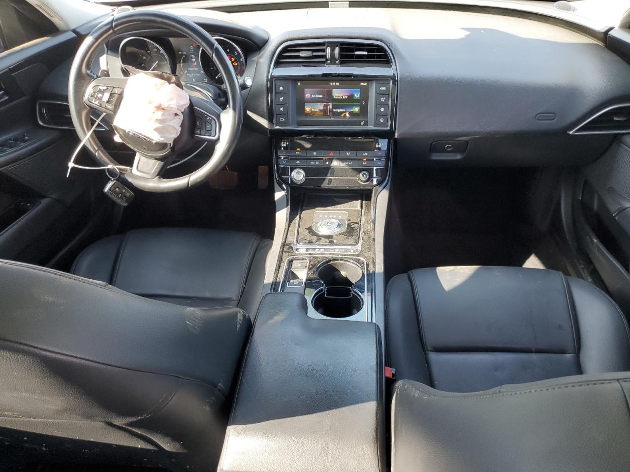 2017 Jaguar Xe VIN SAJAR4BGXHA976869 photo 8