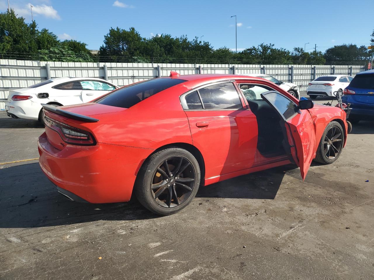 2017 Dodge Charger VIN 2C3CDXCT4HH520469 photo 3