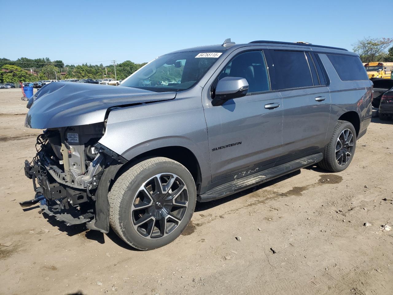 2021 Chevrolet Suburban VIN 1GNSKEKD1MR332036 photo 1