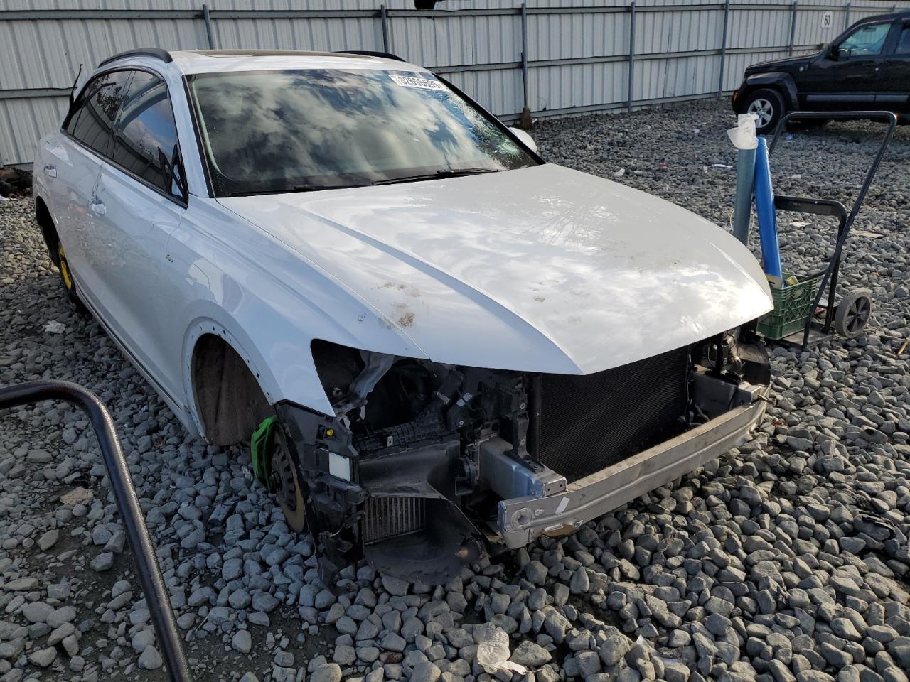 2019 Audi Q8 VIN WA1EVBF18KD034731 photo 4