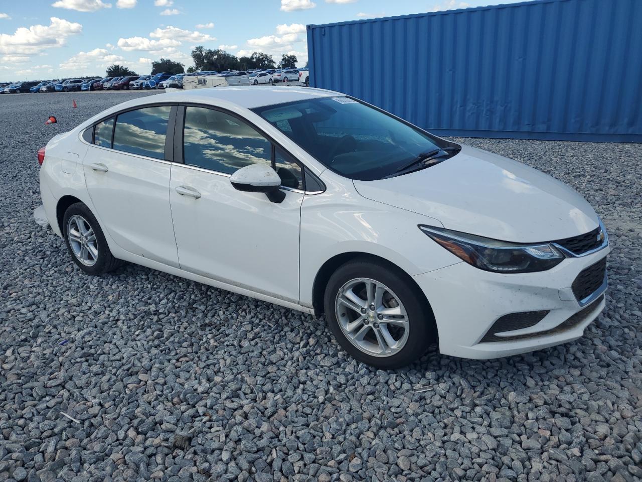 2017 CHEV Cruze VIN 1G1BE5SM9H7136257 photo 4