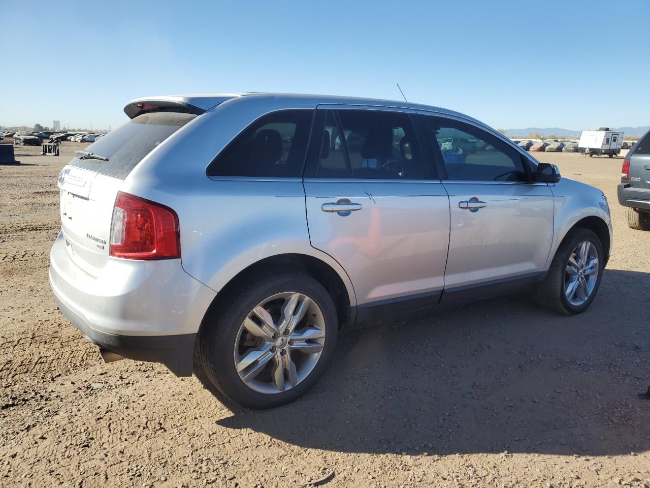 2012 Ford Edge VIN 2FMDK4KC0CBA27210 photo 3