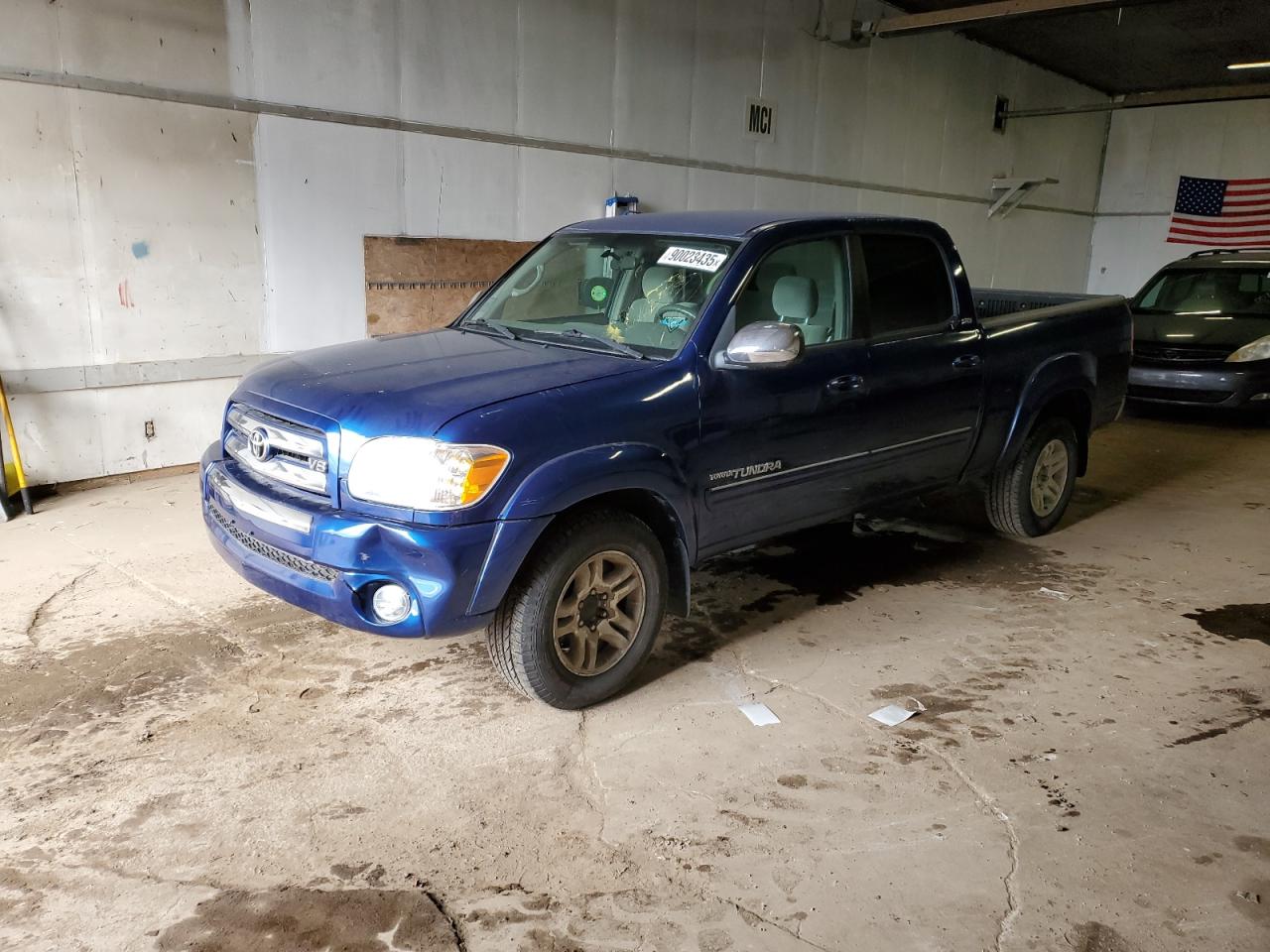 2005 Toyota Tundra VIN 5TBDT44145S482830 photo 1