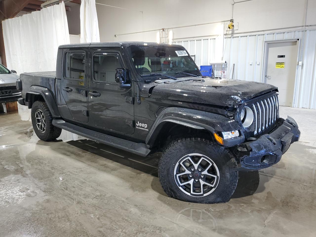 2020 Jeep Gladiator VIN 1C6HJTFG0LL124706 photo 4