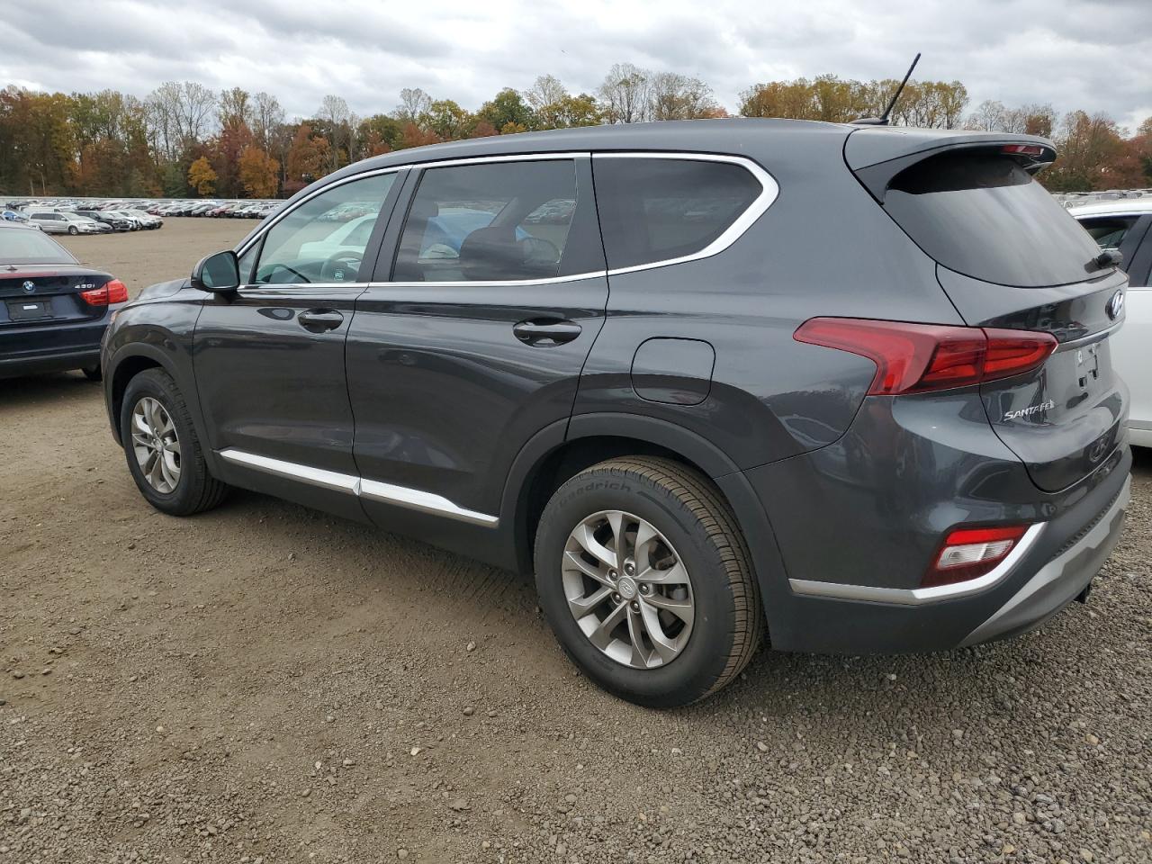 2020 Hyundai Santa fe VIN 5NMS23ADXLH283341 photo 2