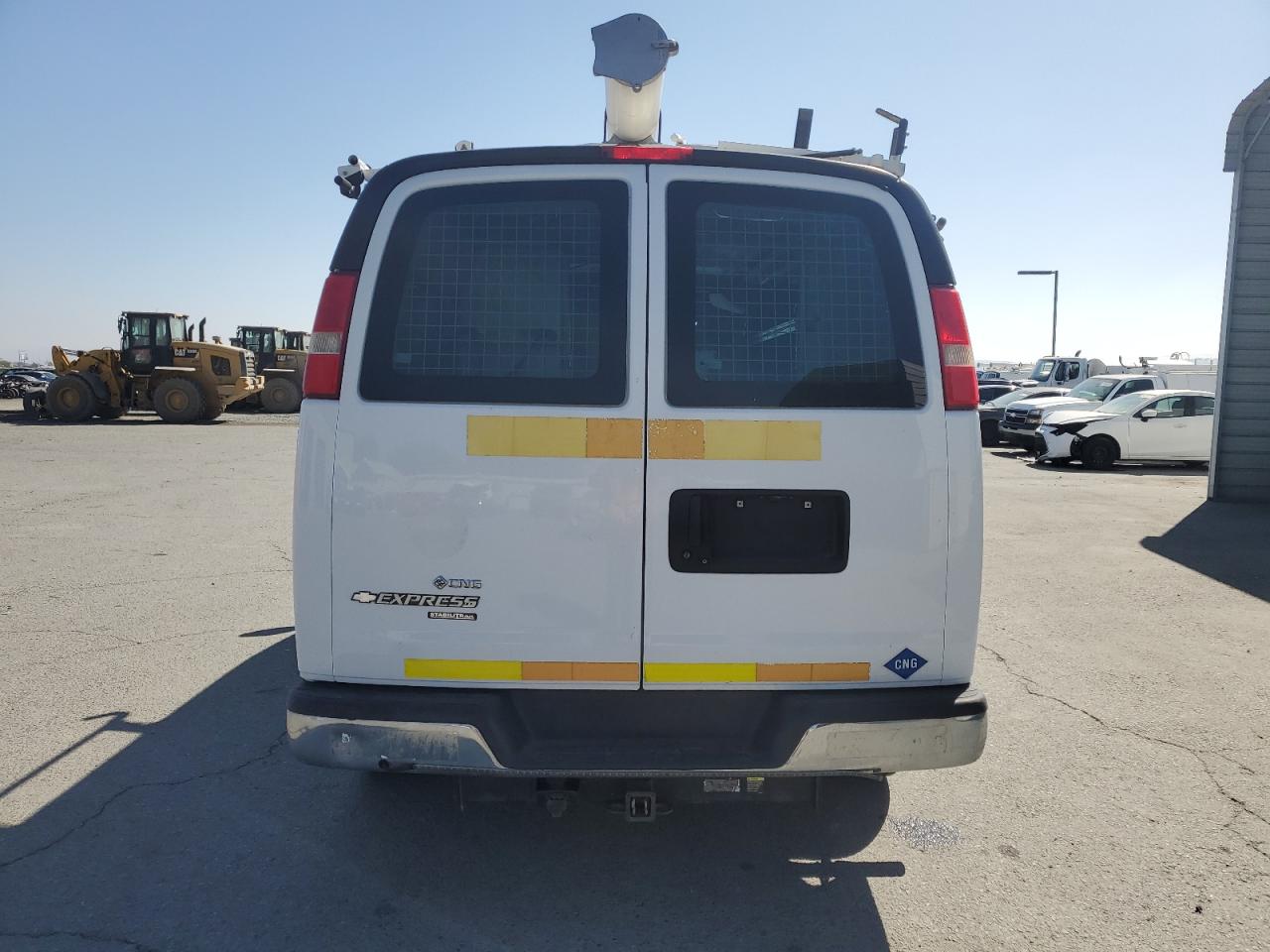 2014 Chevrolet Express VIN 1GCWGFCB2E1118218 photo 6
