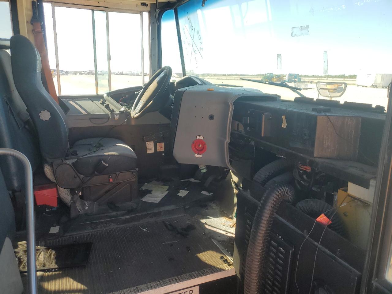 2013 Ic Ce series VIN 4DRBUSKN1DB199230 photo 5