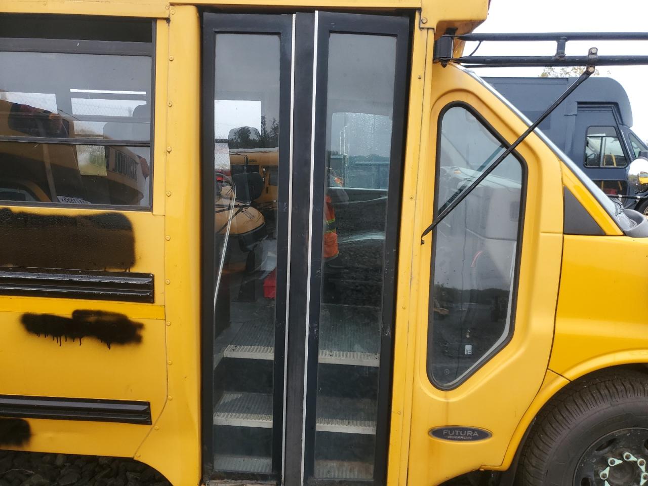 2006 Bluebird Express VIN 1GBHG312161146527 photo 5