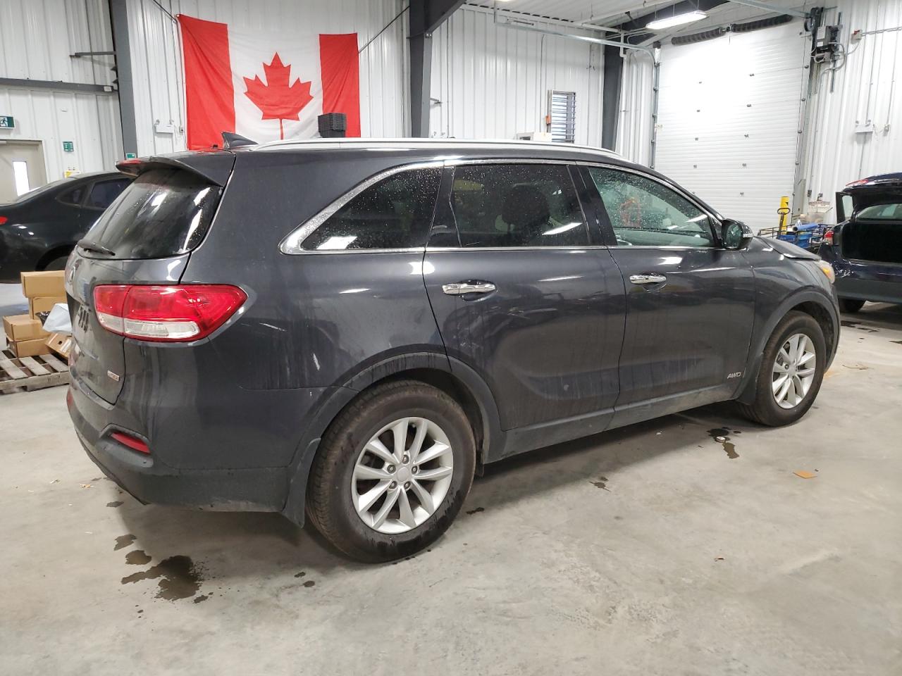 2018 KIA Sorento lx VIN 5XYPGDA11JG350385 photo 3