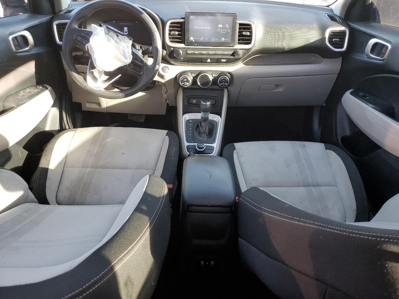 2024 Hyundai Venue VIN KMHRC8A38RU298241 photo 8