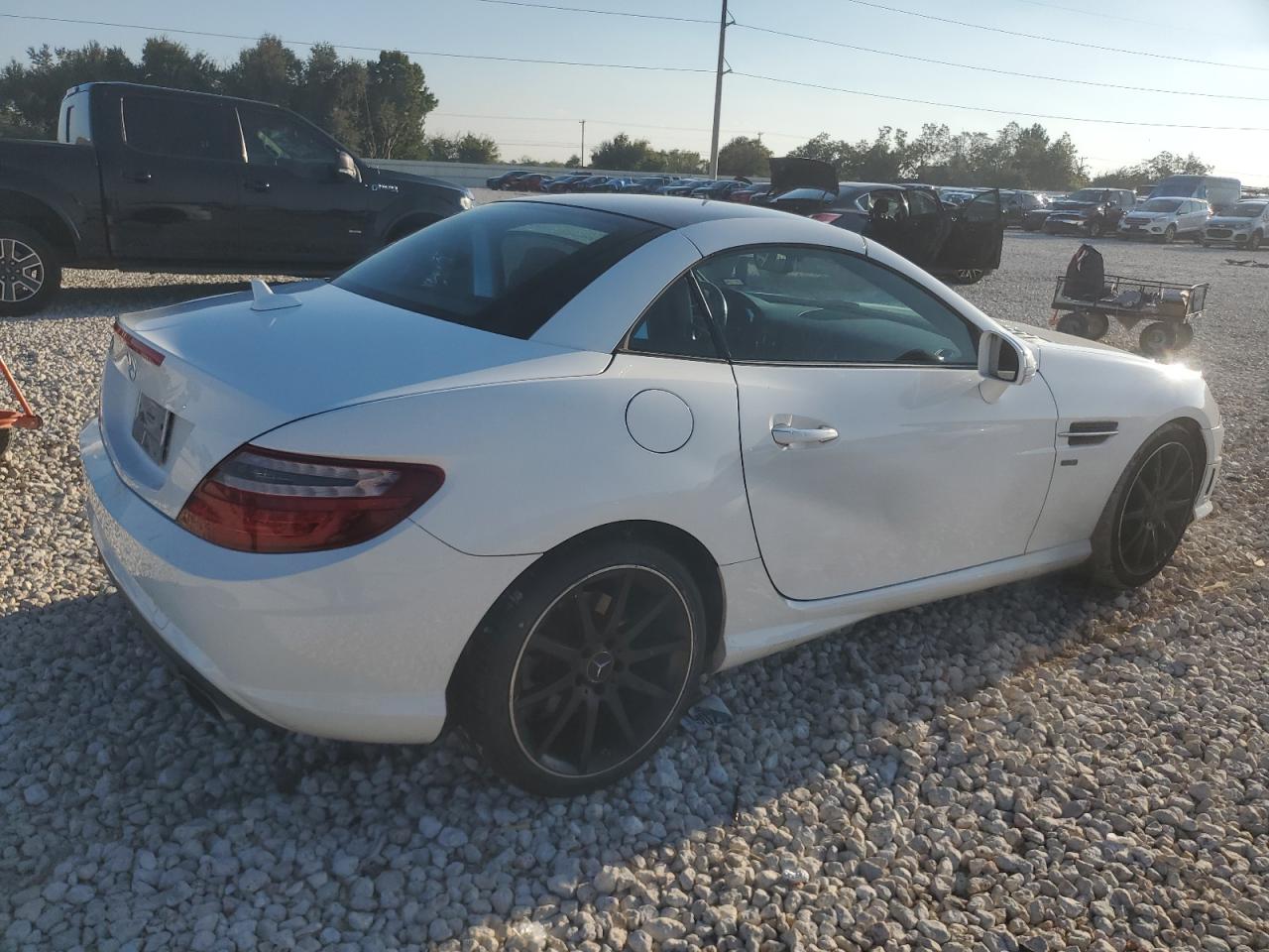 2015 Mercedes-Benz Slk-class VIN WDDPK4HA6FF109653 photo 3