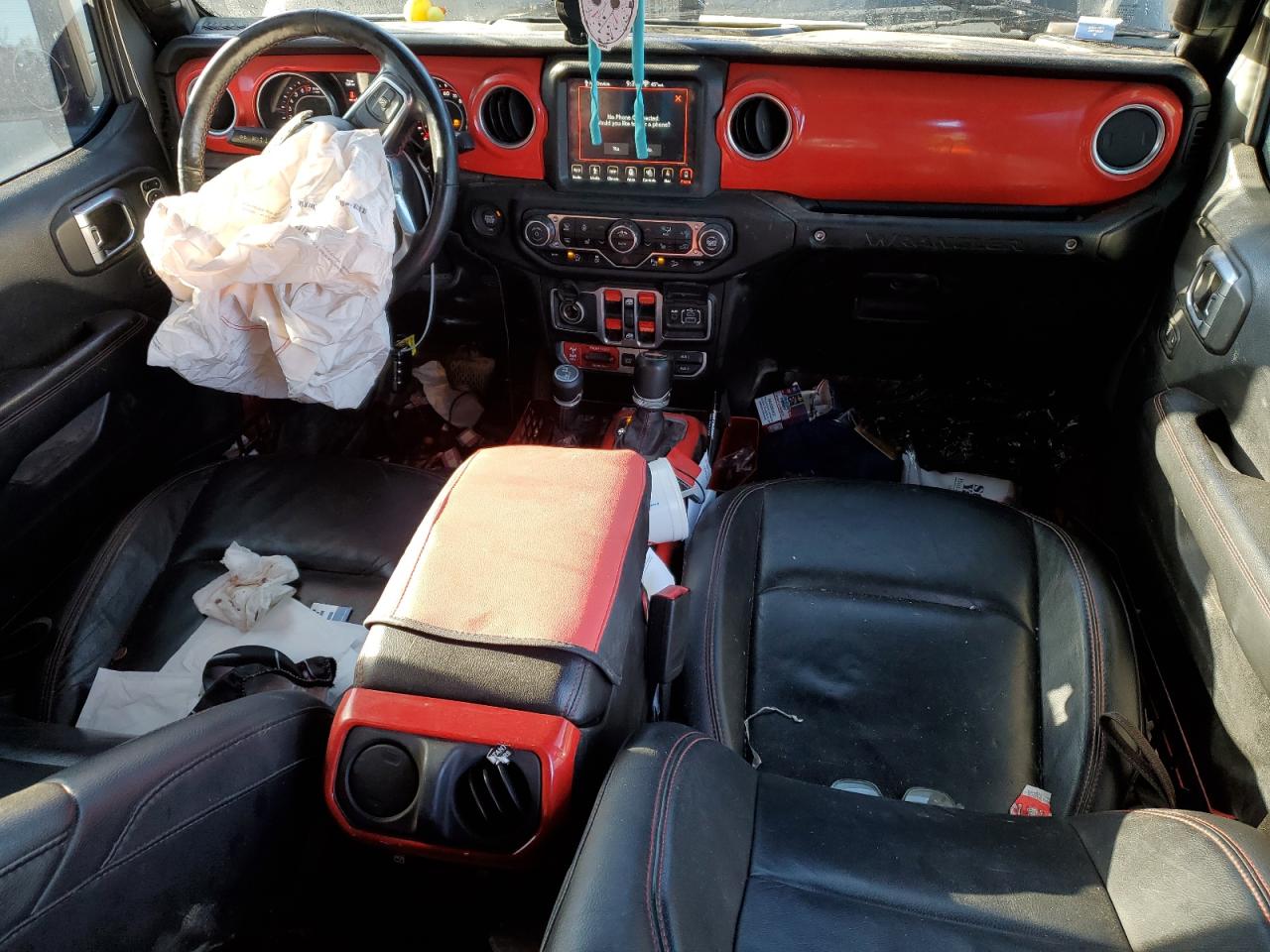 2018 Jeep Wrangler / VIN 1C4HJXFG3JW251817 photo 8