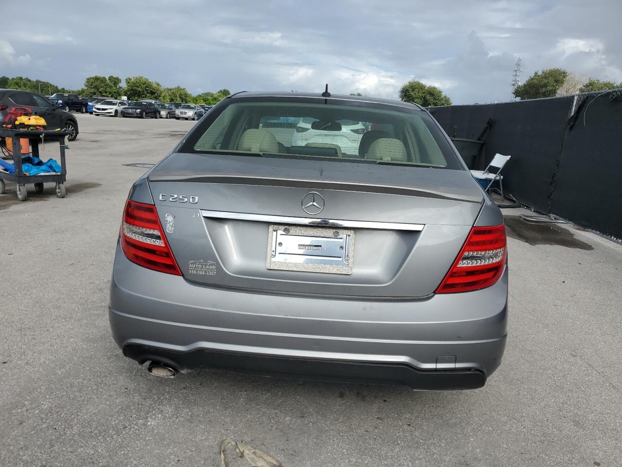 2014 Mercedes-Benz C class VIN WDDGF4HBXEA932708 photo 6