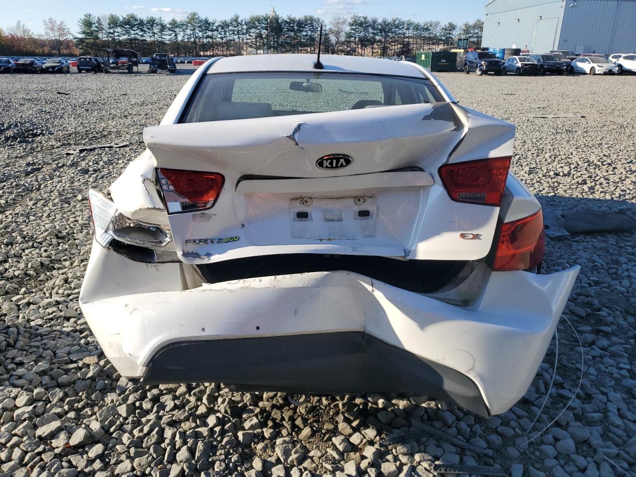 2012 Kia Forte VIN KNAFU4A28C5496577 photo 6