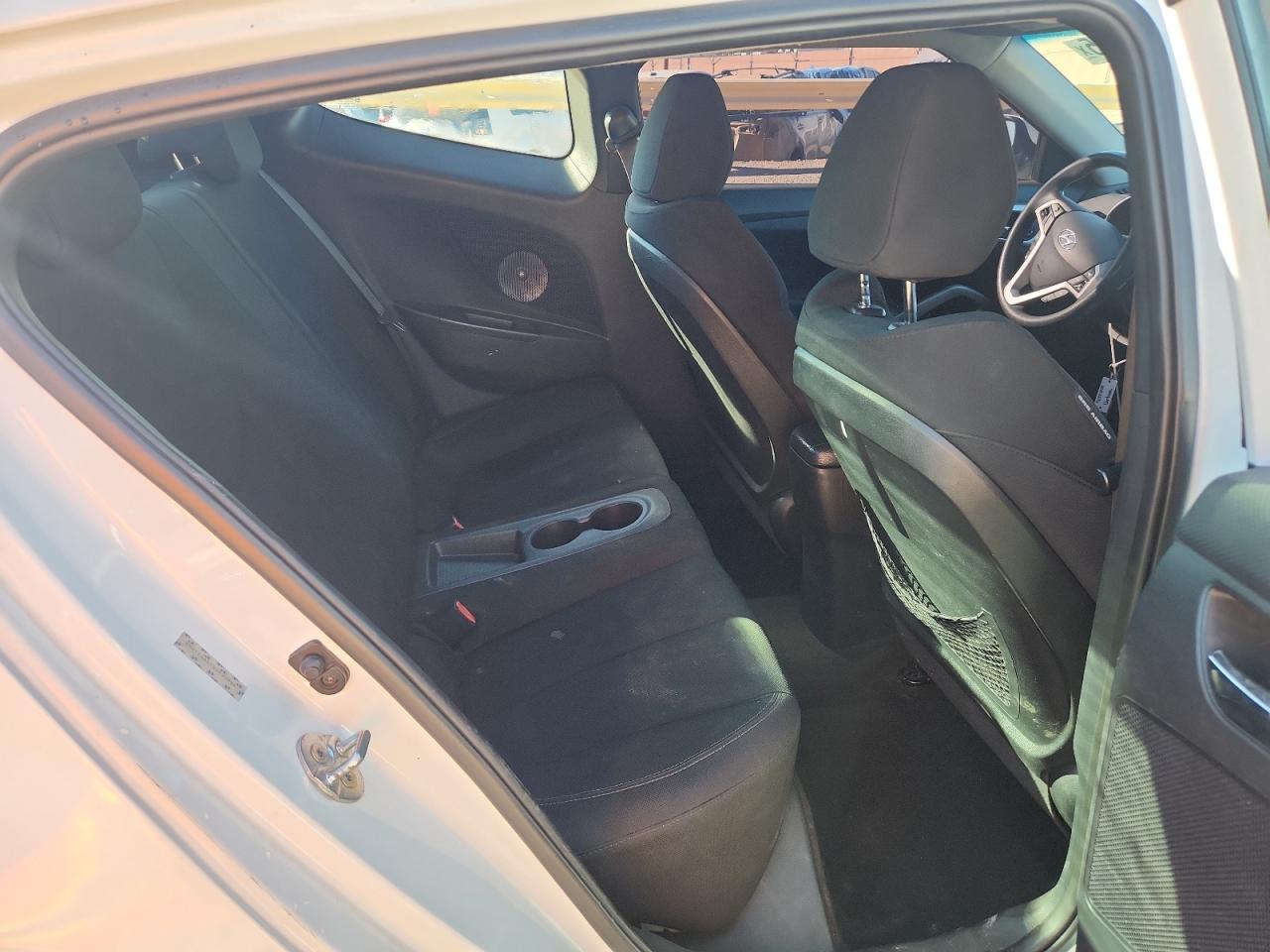 2014 Hyundai Veloster VIN KMHTC6AD7EU190996 photo 10