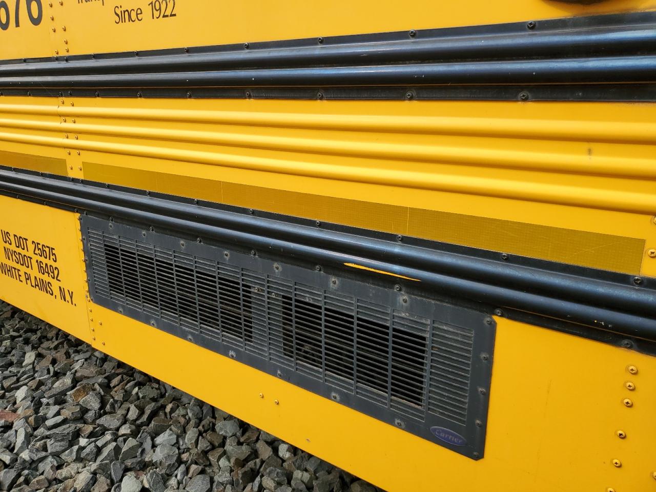 2005 THOMAS Saf-t-line VIN 4UZAAXCS95CU88082 photo 9