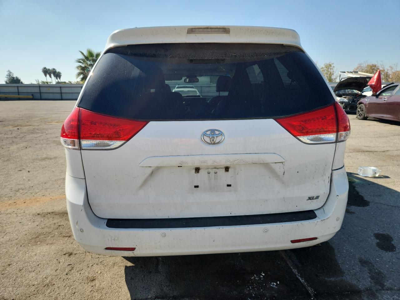 2013 Toyota All models VIN 5TDYK3DC0DS325995 photo 6