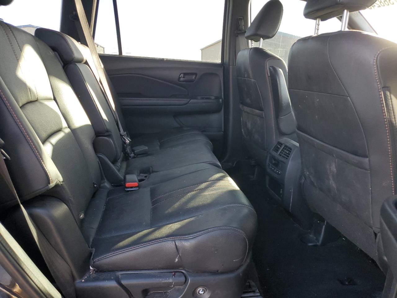 2022 Honda Pilot VIN 5FNYF6H89NB060317 photo 11