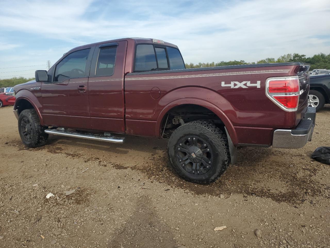 2010 Ford F150 VIN 1FTFX1EV0AFB65464 photo 2