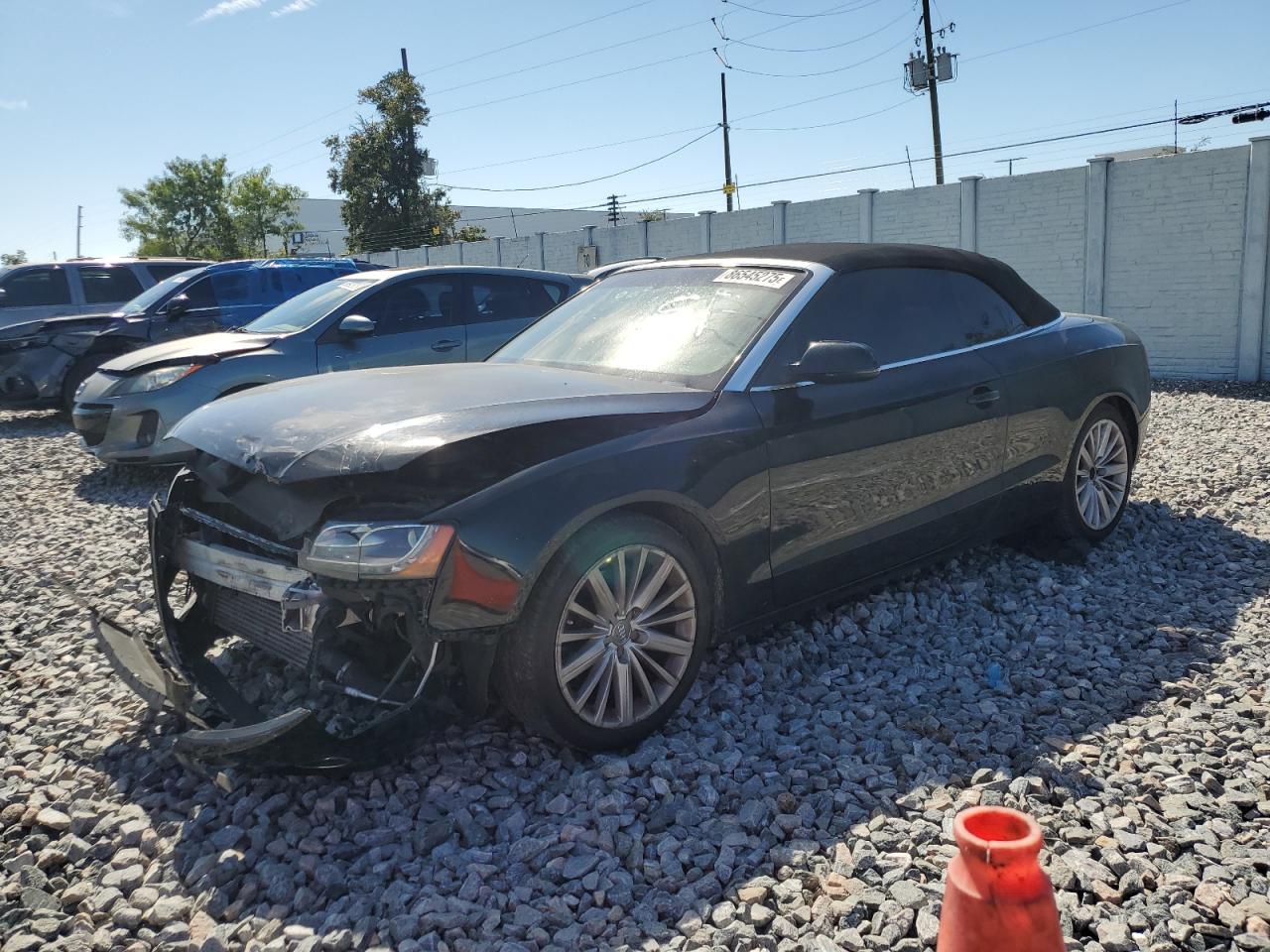 2011 Audi A5 VIN WAULFAFH7BN003639 photo 1