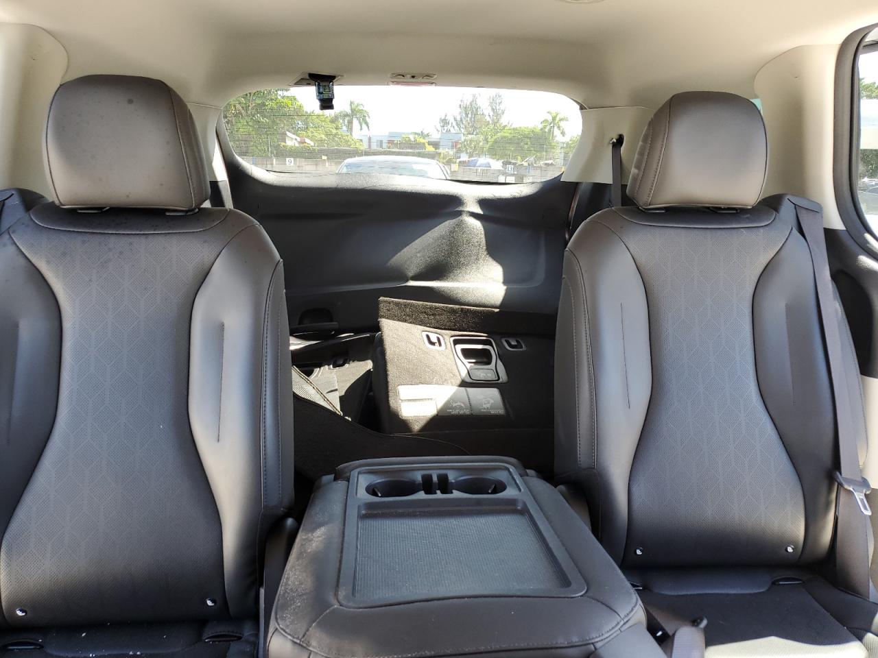 2023 Kia Carnival l VIN KNDNB4H31P6272134 photo 10