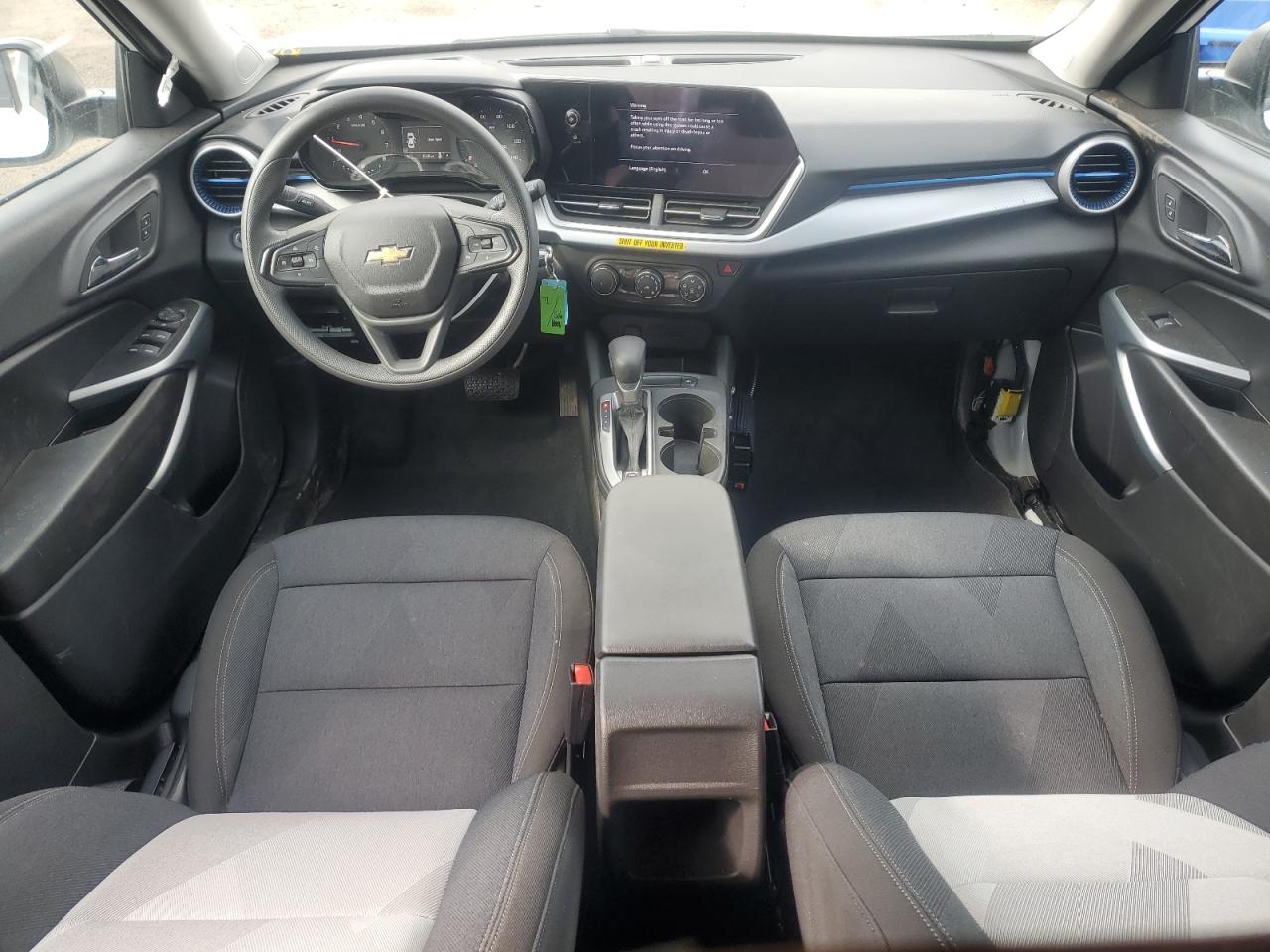 2025 Chevrolet Trax VIN KL77LFEP8SC199571 photo 8