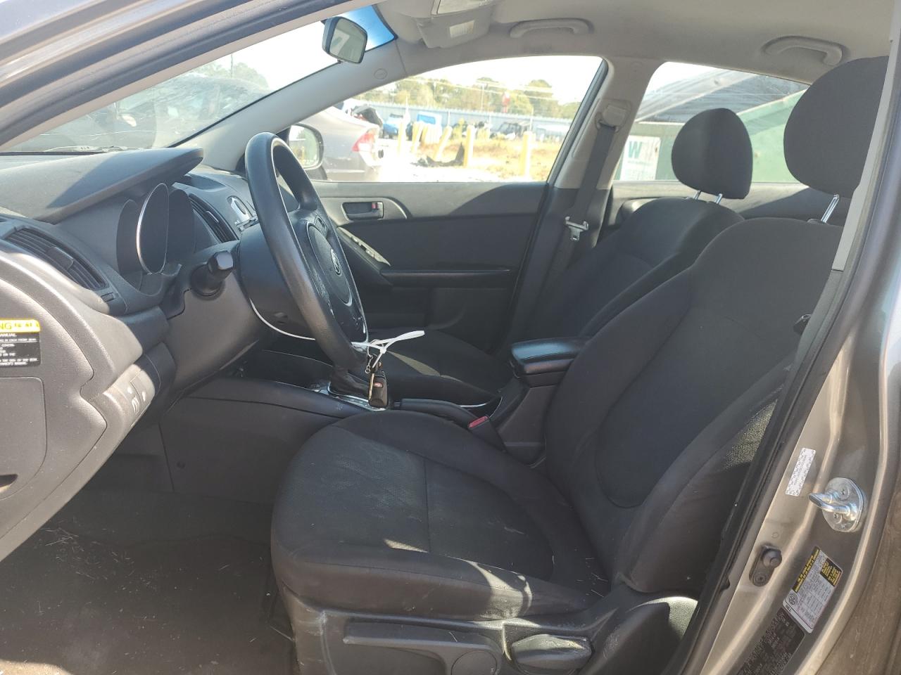 2012 Kia Forte VIN KNAFU4A28C5559046 photo 7