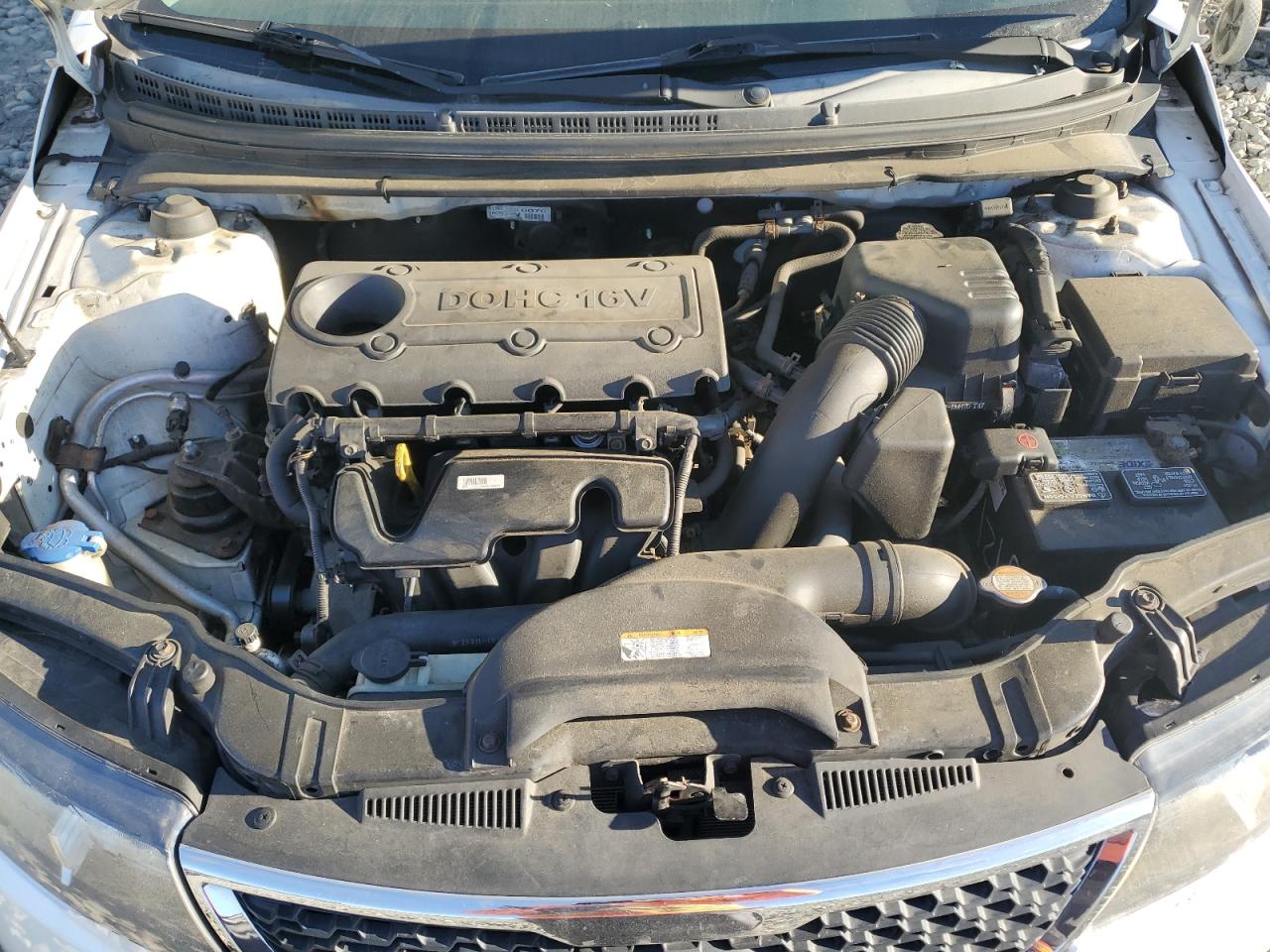 2012 Kia Forte VIN KNAFU4A28C5496577 photo 11