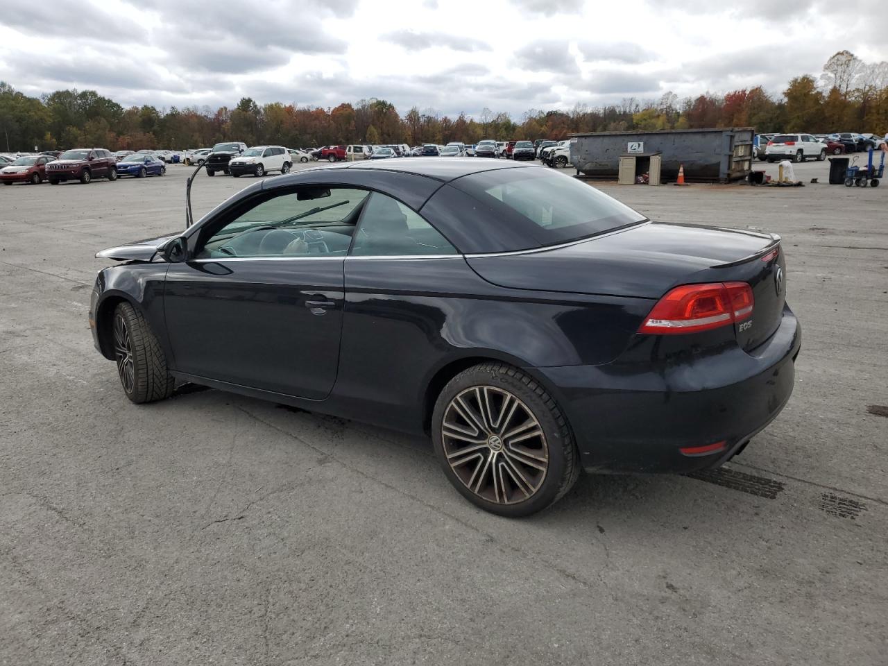 2014 Volkswagen Eos VIN WVWBW8AH4EV005691 photo 2