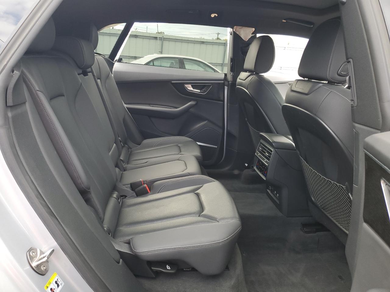 2019 Audi Q8 VIN WA1EVAF14KD020254 photo 11
