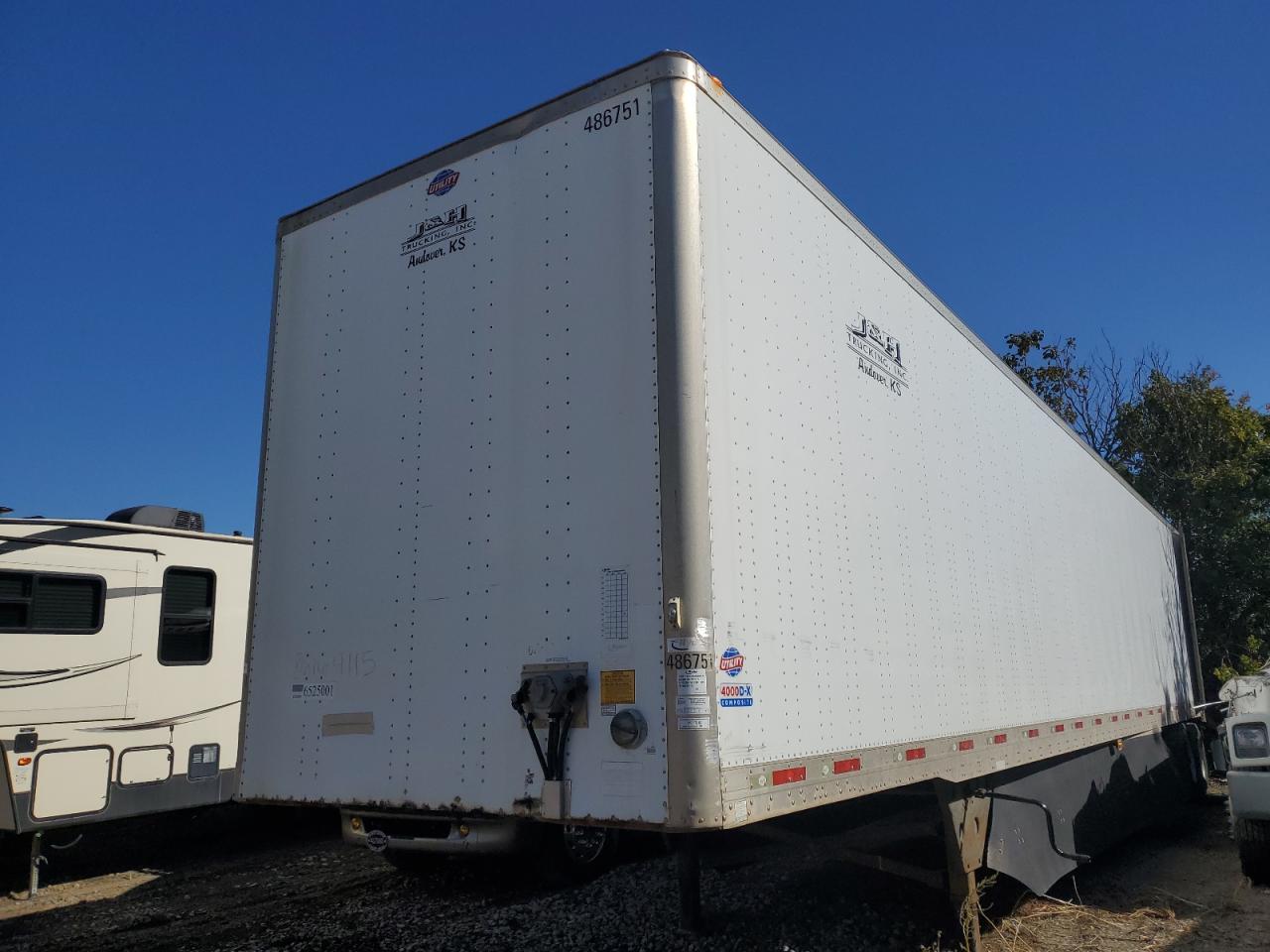2013 UTILITY All models VIN 1UYVS2537DP652501 photo 2