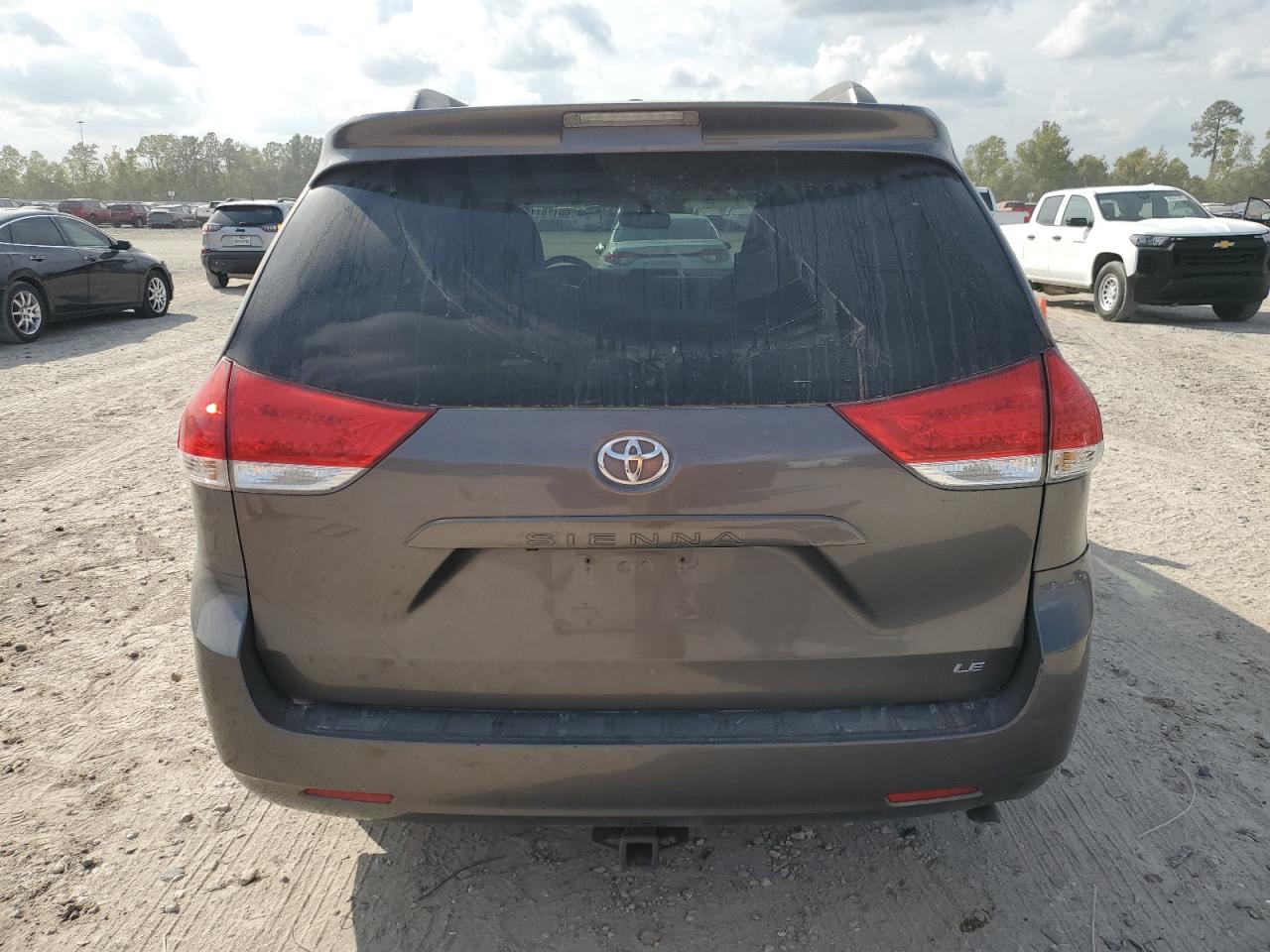 2014 Toyota All models VIN 5TDKK3DC4ES440400 photo 6