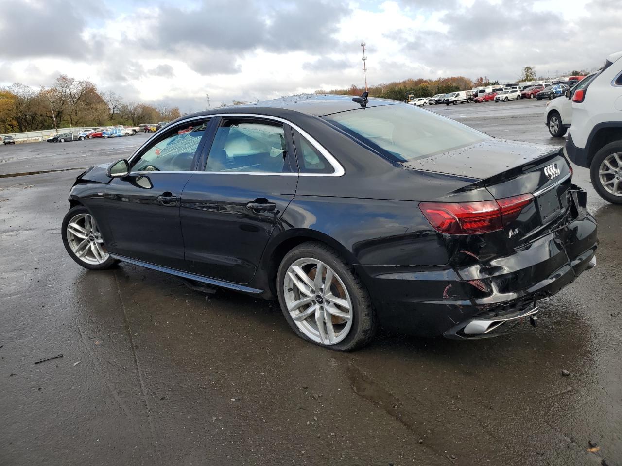 2024 Audi A4 VIN WAUEAAF48RN018794 photo 2