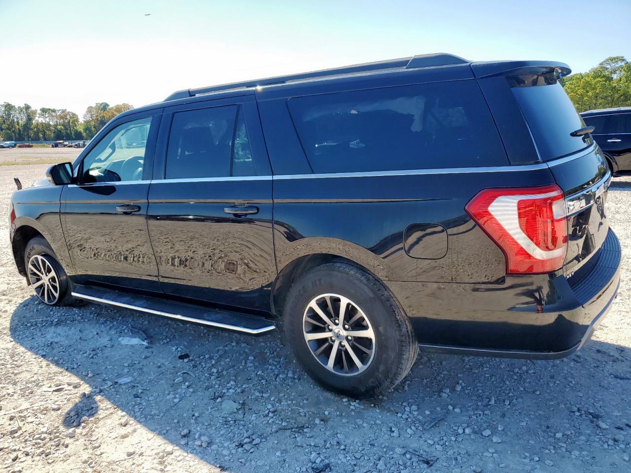 2020 Ford Expedition VIN 1FMJK1HT4LEA04185 photo 2