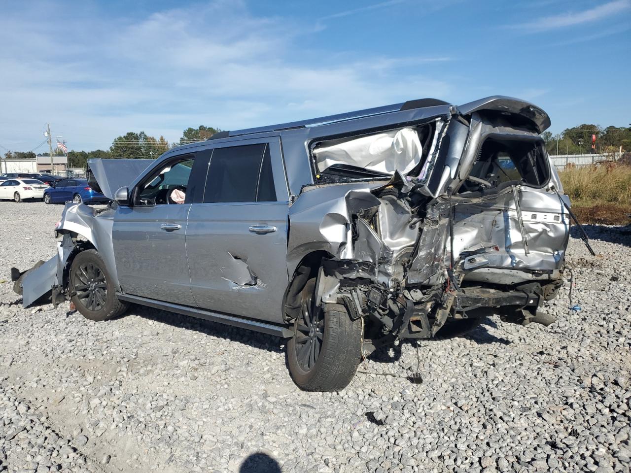 2021 Ford Expedition VIN 1FMJK1KT5MEA08885 photo 2