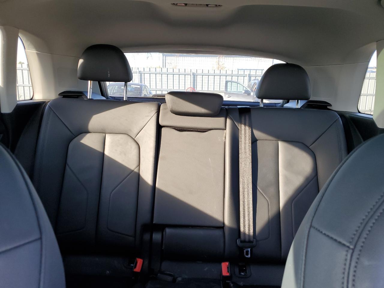 2022 Audi Q3 VIN WA1AECF37N1080286 photo 10