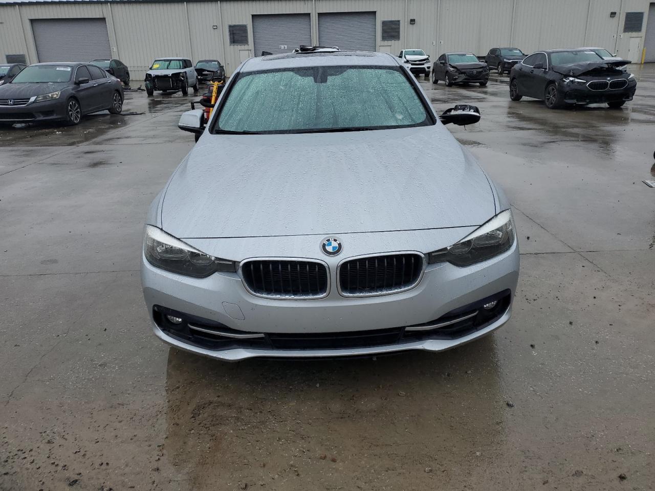 2016 BMW 3 series VIN WBA8E9G51GNT43811 photo 5