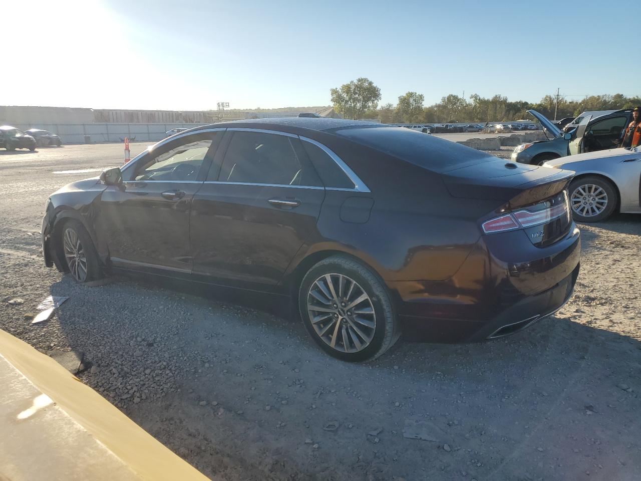 2018 Lincoln Mkz VIN 3LN6L5A97JR602497 photo 2