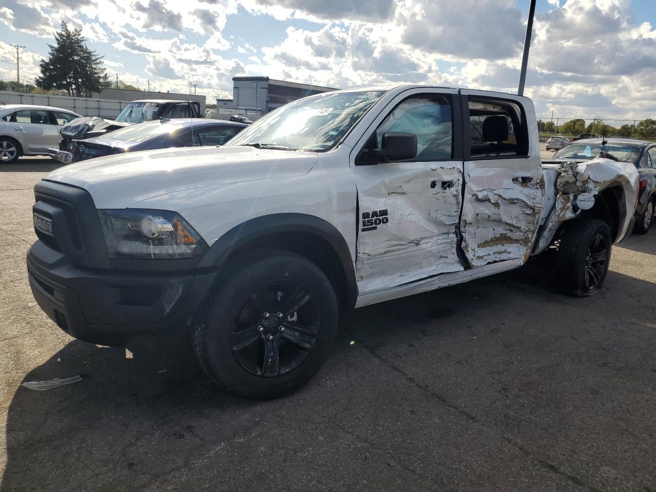 2024 Ram 1500 VIN 1C6RR6LG2RS156154 photo 1
