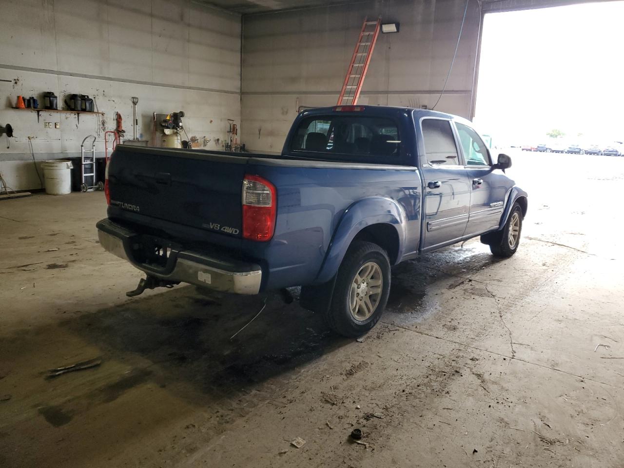 2005 Toyota Tundra VIN 5TBDT44145S482830 photo 3