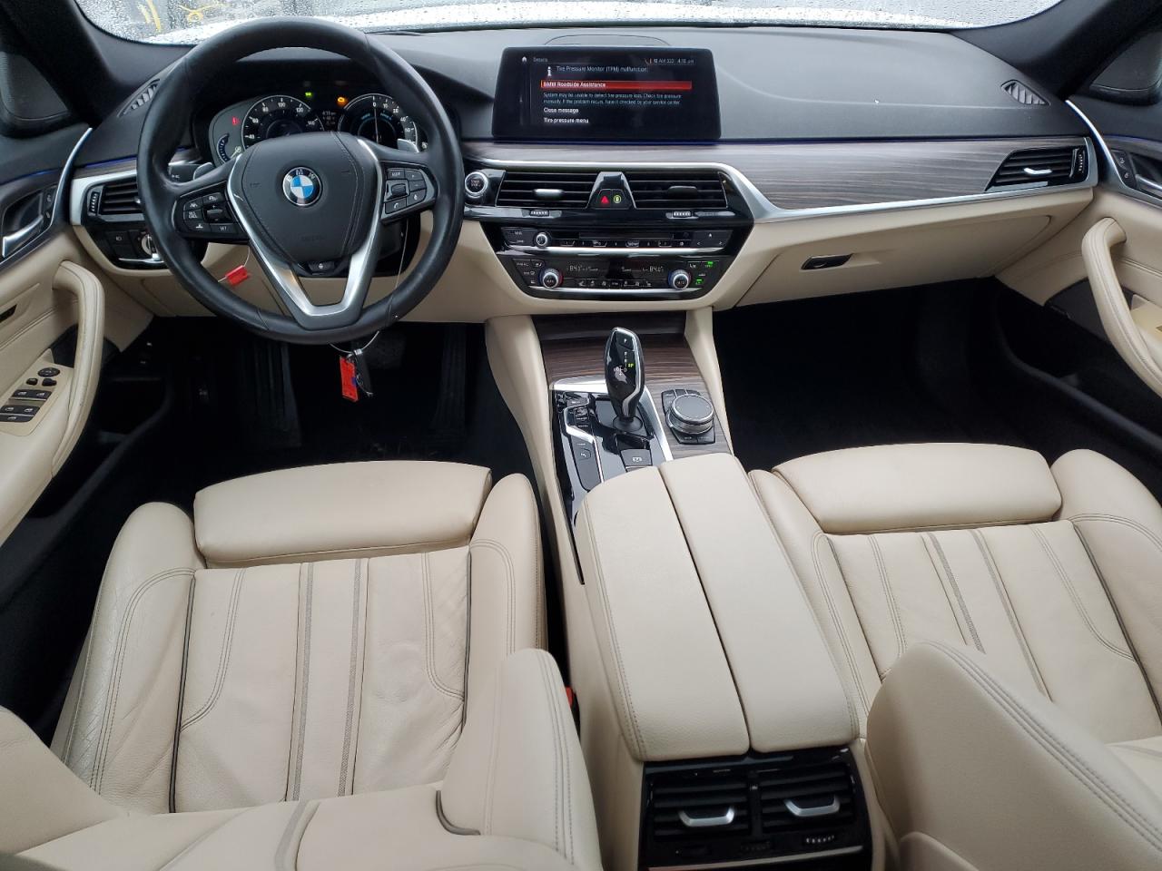 2018 BMW 5 series VIN WBAJB1C55JB083990 photo 8