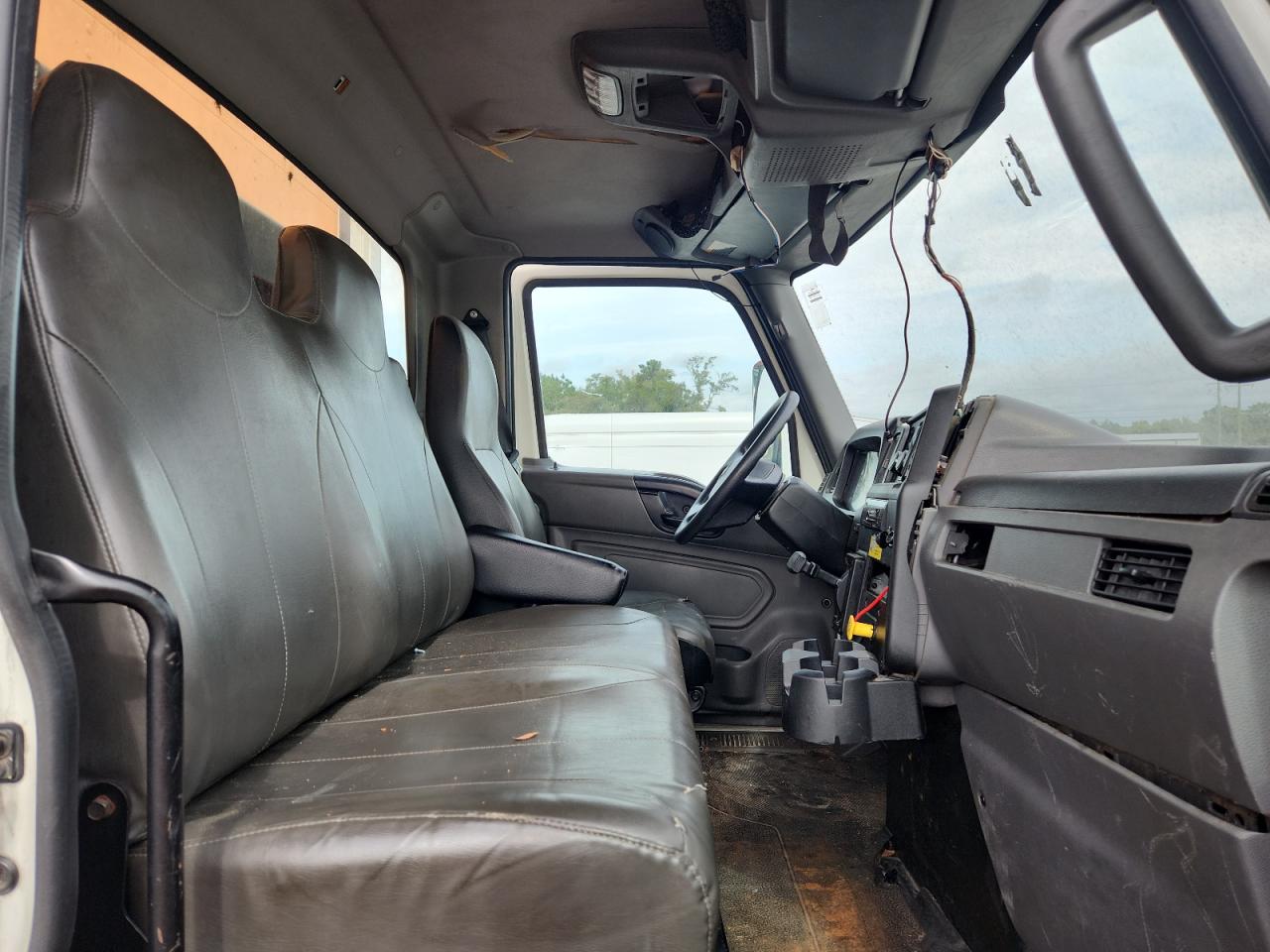2020 International Mv607 VIN 3HAEUMML2LL227246 photo 11