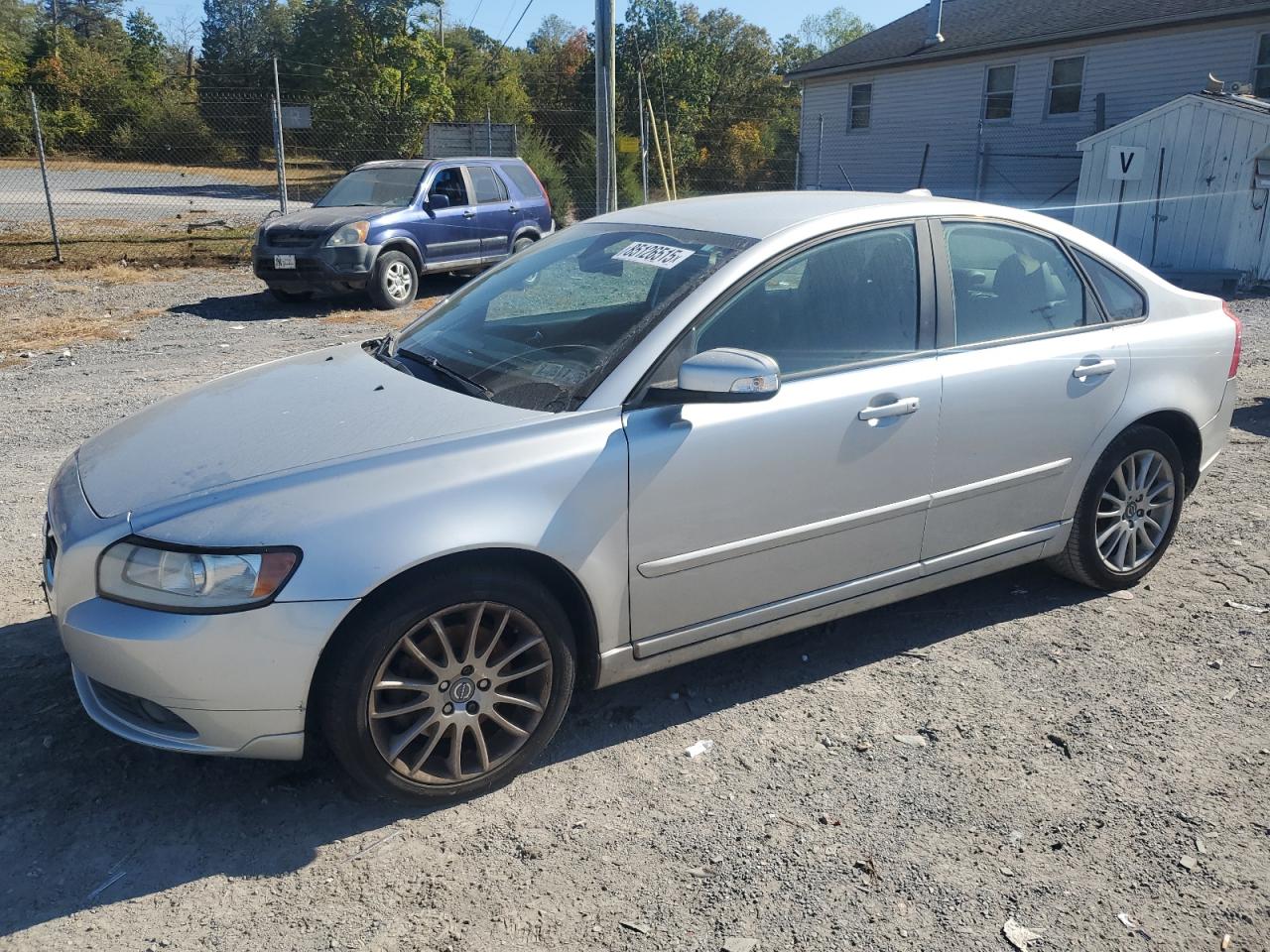 2011 Volvo S40 VIN YV1672MS1B2546692 photo 1