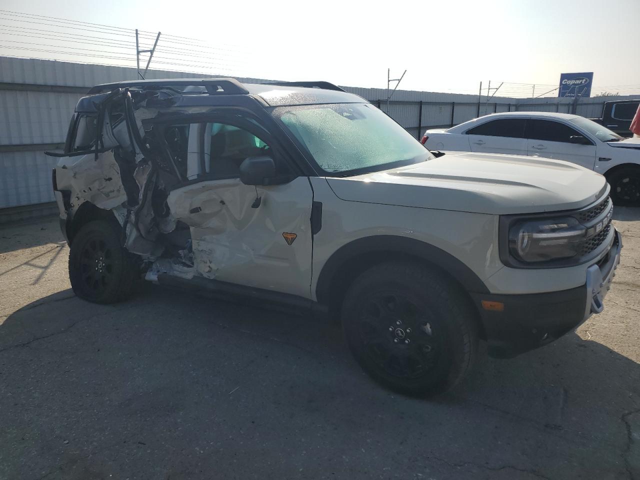 2025 Ford Bronco VIN 3FMCR9DA6SRF01502 photo 4