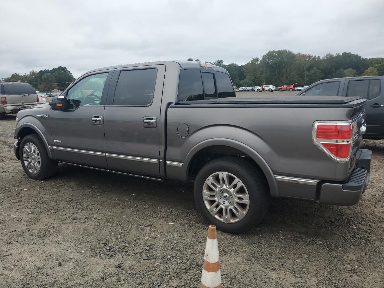 2013 FORD F150 super VIN 1FTFW1CTXDFD89852 photo 2